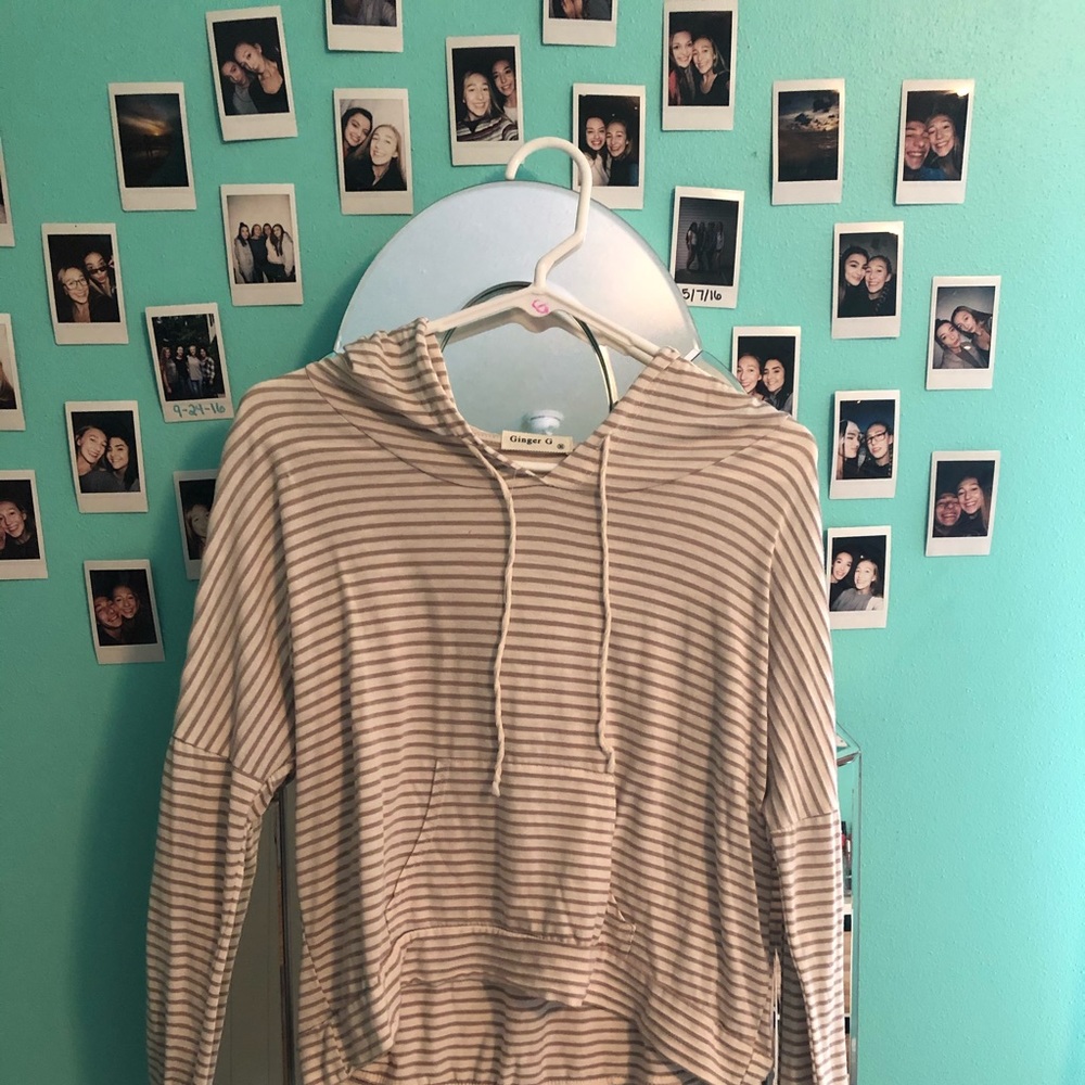 thin hooded sweat shirt